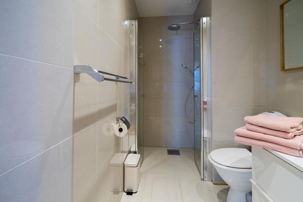 Cozy Apartment In Alesund City Bagian luar foto